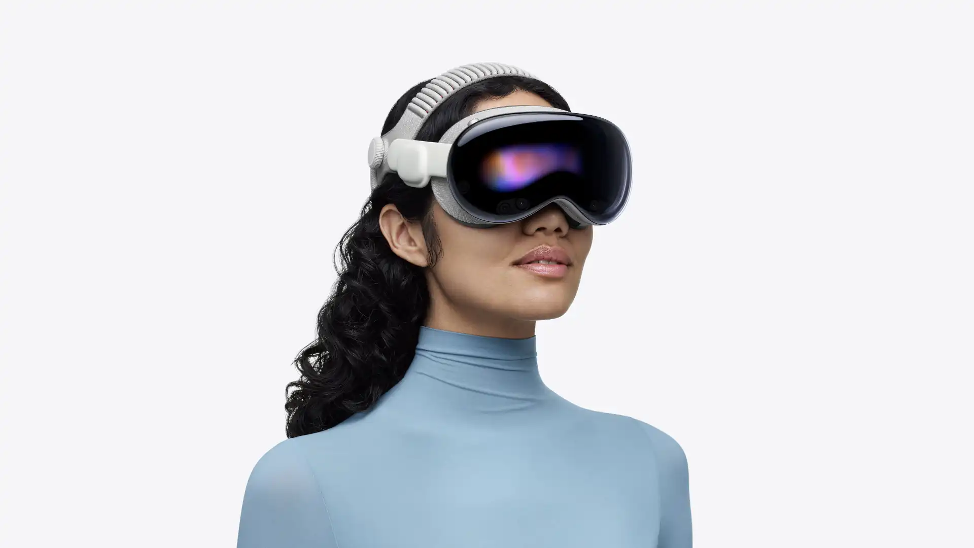 Una imagen de producto de las nuevas Apple Vision Pro con el procesador M5 y la nueva correa Dual Knit Band colocada, mostrando su diseño de doble cinta y su aspecto premium.